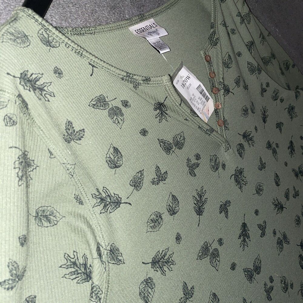 Essentials by Maggie Plus Size 18/20W Green Leaf Henley Ribbed Knit Top NWT - Picture 5 of 9